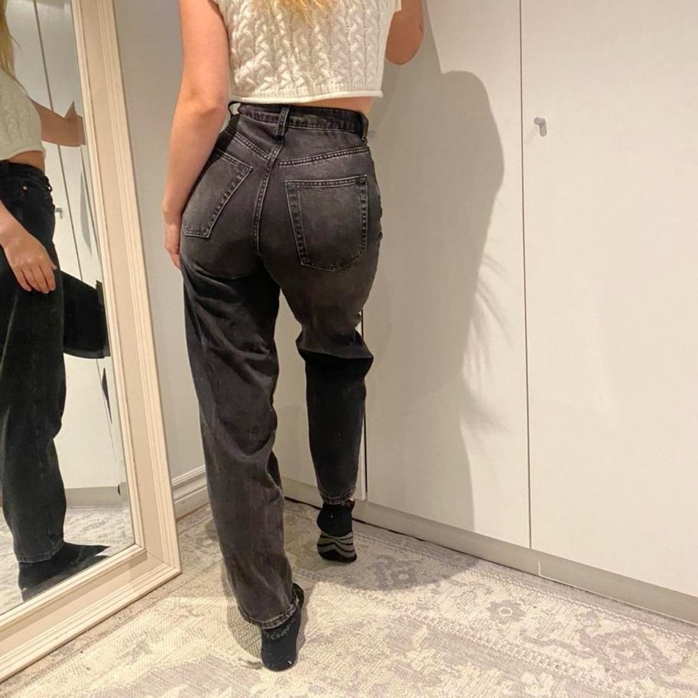 Vintage high waisted jeans